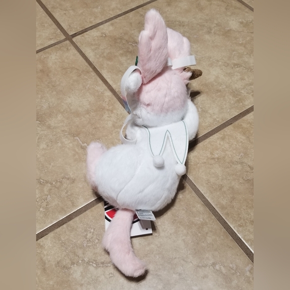 Pokemon Center Sylveon Pokémon Holiday Wishes 11 ¾ Inch Plush - Picture 4 of 5